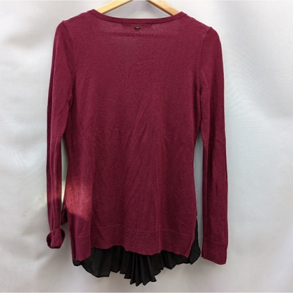 GUESS sweater/shirt - Picture 2 of 10
